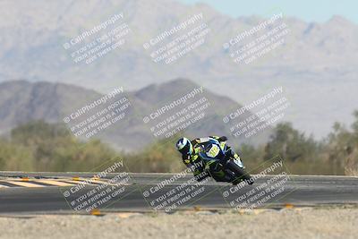 media/Nov-01-2025-CVMA (Sat) [[fc0f7531b8]]/Race 1-Formula Middleweight/